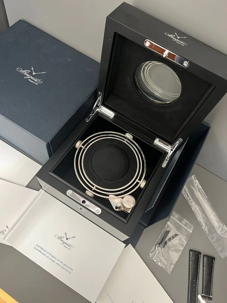 Breguet Marine Chronograph Limited 200 pcs. Platinum